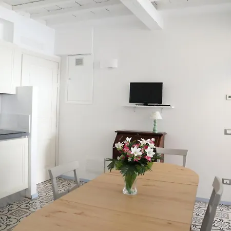 Casa Gigio 011030-lt-0223 *