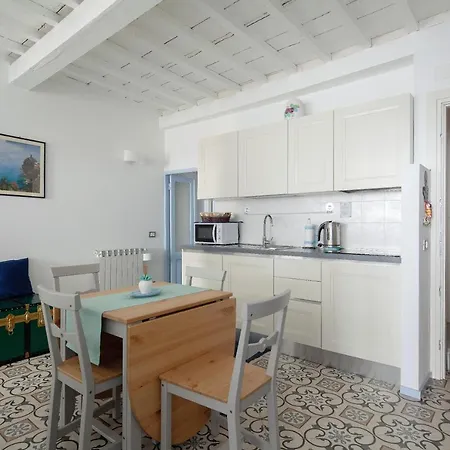 Casa Gigio 011030-lt-0223 * Vernazza