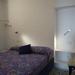Casa Gigio 011030-lt-0223
