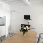 Casa Gigio 011030-lt-0223 *