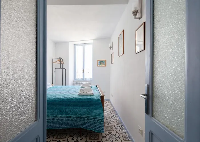 Casa Gigio 011030-lt-0223 *
